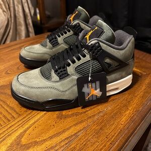 Jordan 4 undefeated